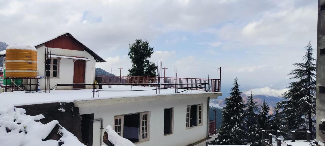 Cozy Heaven Home Stay Dalhousie-Near Fortune Park Itc Karelanu Exterior photo